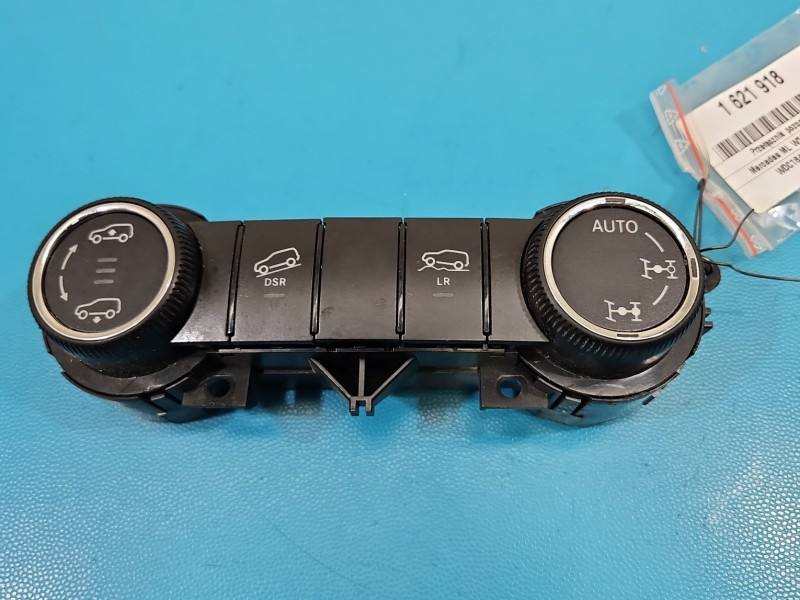 Перемикач кнопка Mercedes ML W164 A1648700858 — фото деталі 2