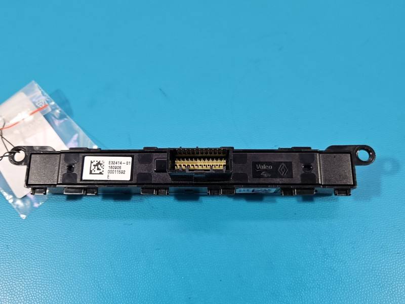 Перемикач кнопка Renault Espace 283E85657R — фото деталі 4