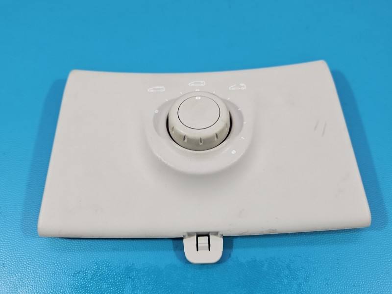 Перемикач кнопка Renault Espace 739482899R