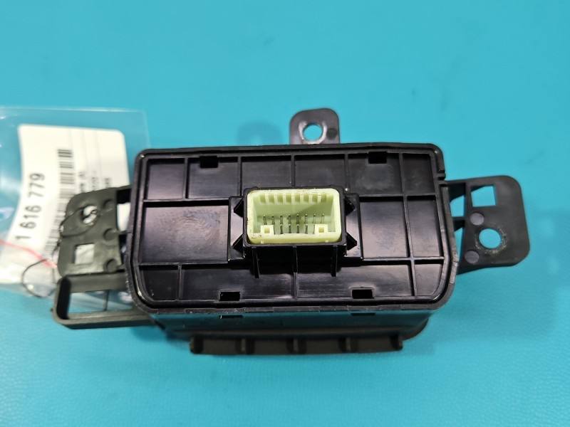 Перемикач кнопка Hyundai Tucson 93750-N7030 — фото деталі 6