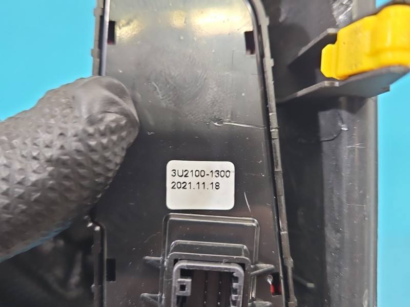 Переключатель кнопка Hyundai I30 3U2100-1300 — фото детали 7