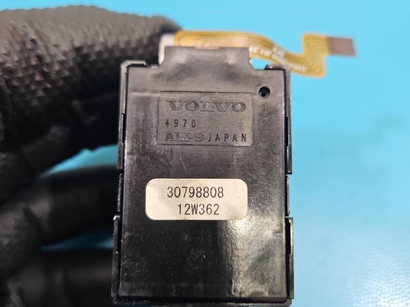 Перемикач кнопка Volvo S60 30798808 — фото деталі 5