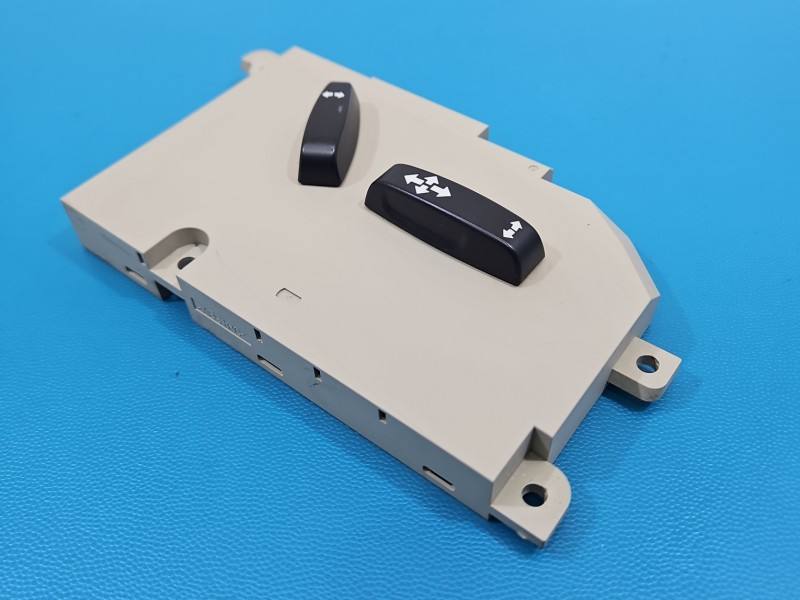 Перемикач кнопка Volvo S60 31300479