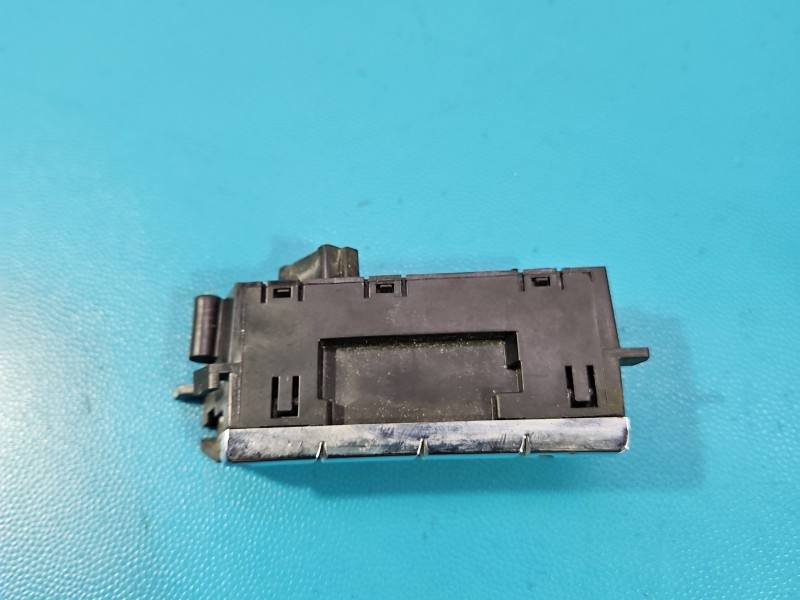 Переключатель кнопка Porsche Panamera 97061310350 — фото детали 3