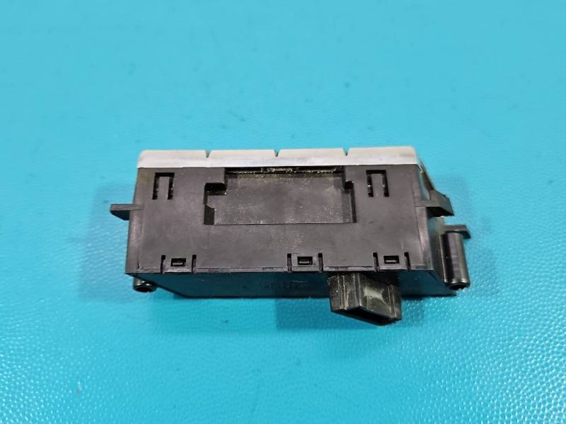 Переключатель кнопка Porsche Panamera 97061310350 — фото детали 4