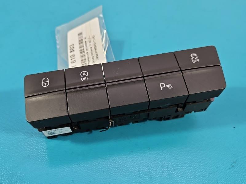 Перемикач кнопка Skoda Octavia 3 5E1927238