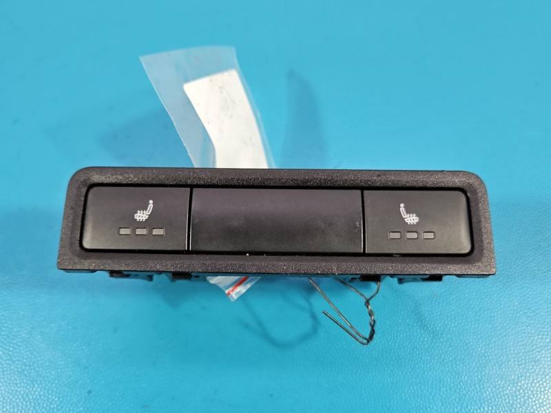 Переключатель кнопка Skoda Octavia 3 P5E0963105A — фото детали 2