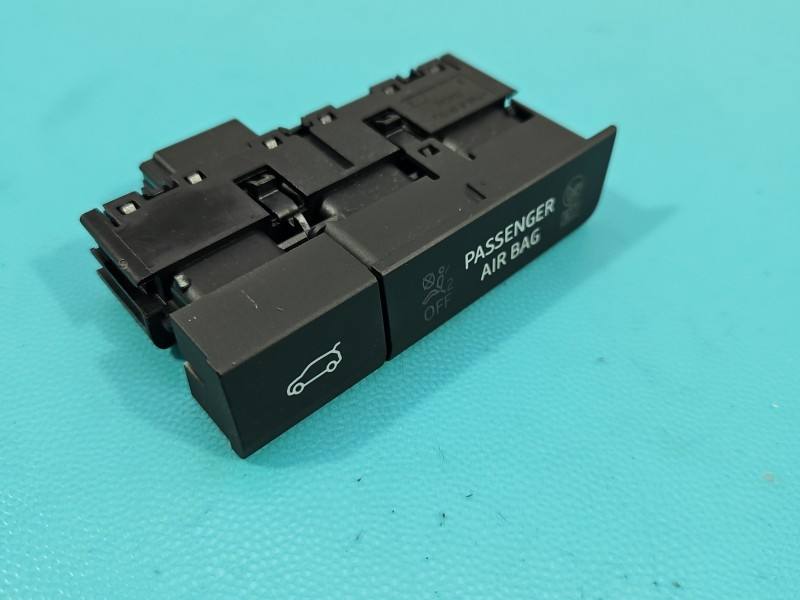 Перемикач кнопка Seat Ateca 575927143D