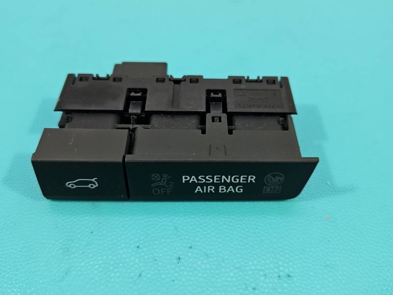 Перемикач кнопка Seat Ateca 575927143D — фото деталі 2