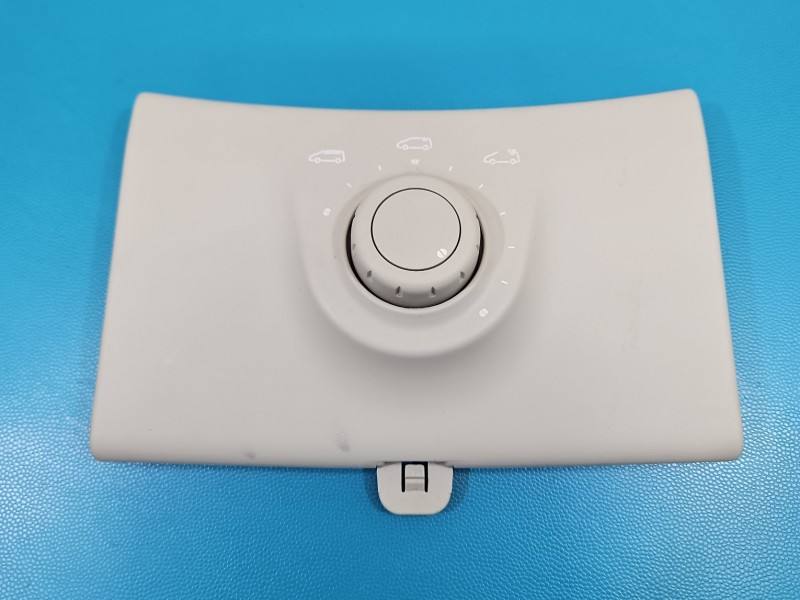 Перемикач кнопка Renault Espace 739482899R — фото деталі 2