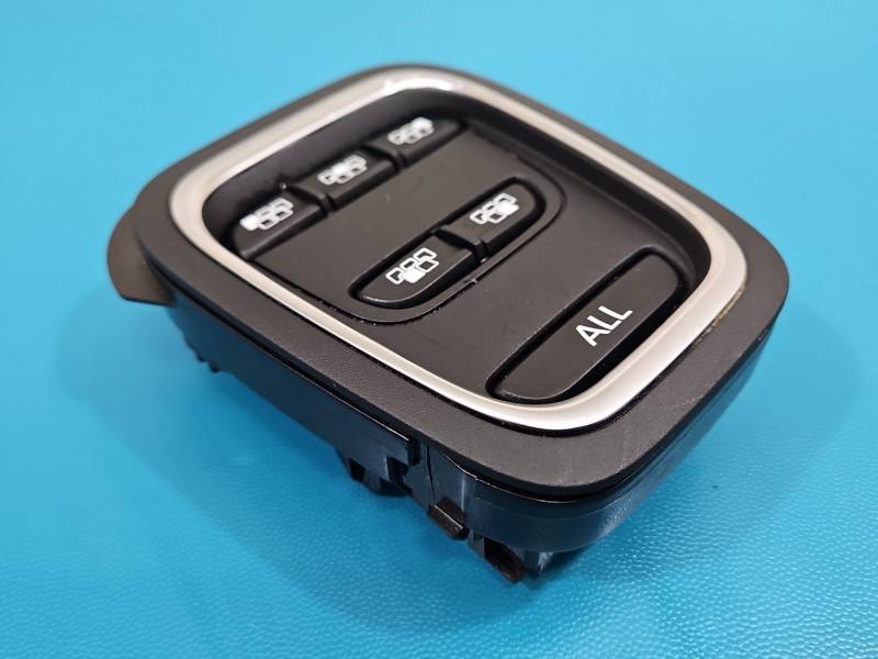Перемикач кнопка Renault Espace 285M06817R