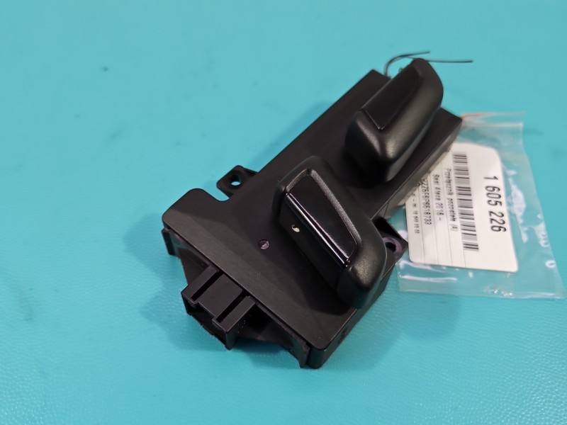 Перемикач кнопка Seat Ateca 8W0959747B — фото деталі 3