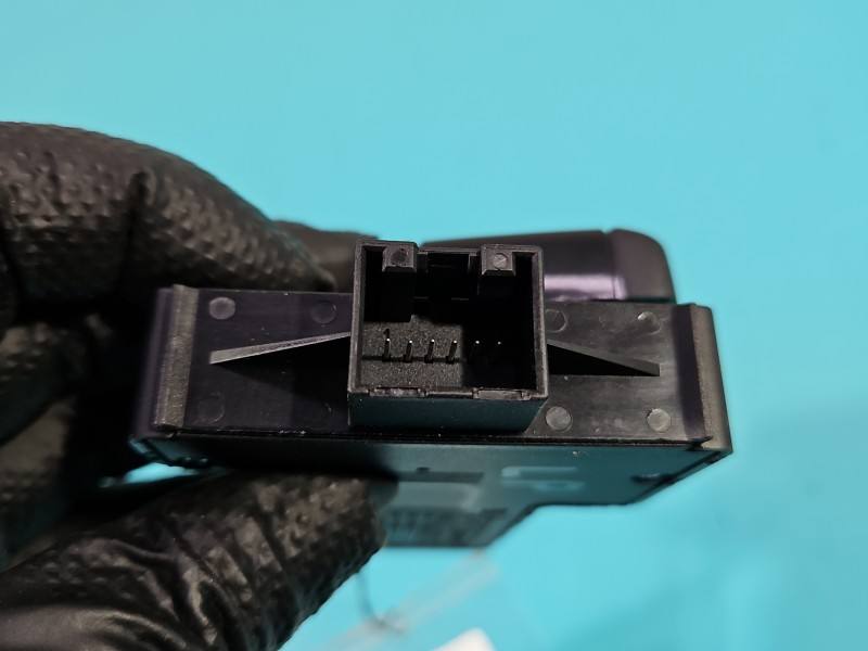 Перемикач кнопка Seat Ateca 8W0959747B — фото деталі 5