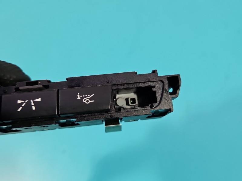 Перемикач кнопка BMW 6 F06 9220039 — фото деталі 4