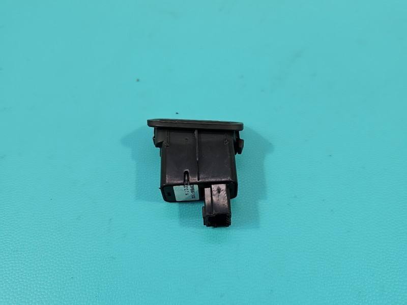 Переключатель кнопка Hyundai I40 39R590-1100 — фото детали 3
