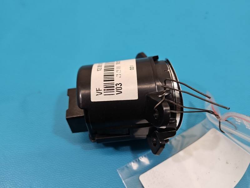 Переключатель кнопка Hyundai I40 95430-3Z001 — фото детали 6