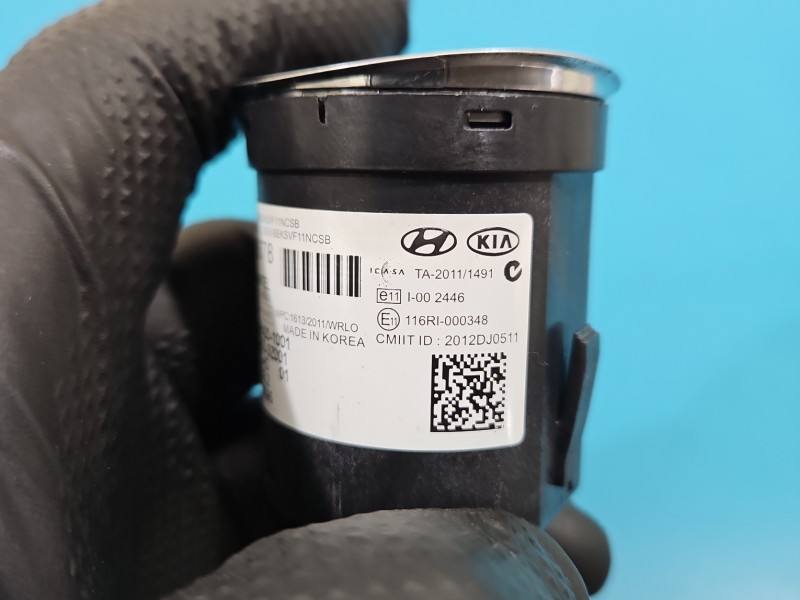 Переключатель кнопка Hyundai I40 95430-3Z001 — фото детали 9