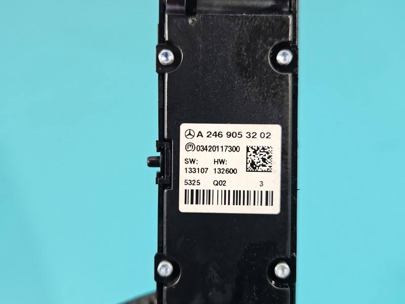 Перемикач кнопка Mercedes CLA C118 A2469053202 — фото деталі 5
