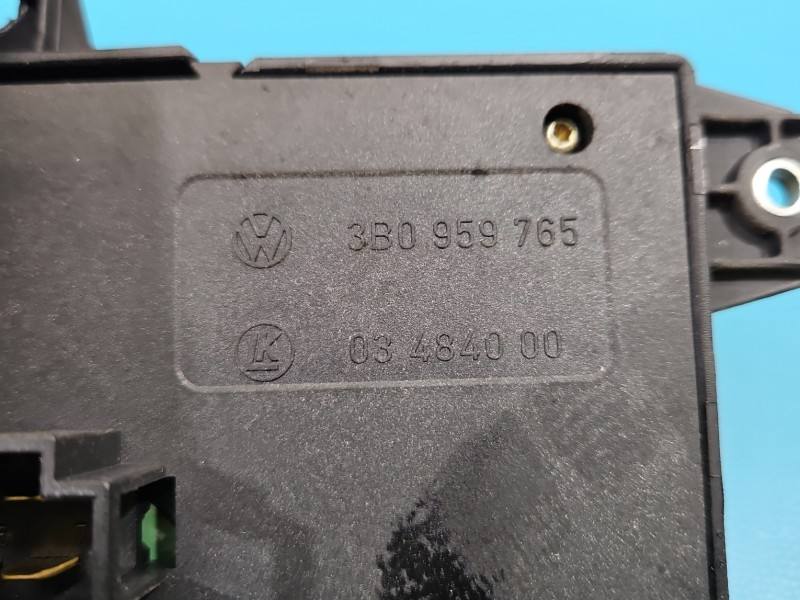 Перемикач кнопка Seat Leon 3B0959765 — фото деталі 6
