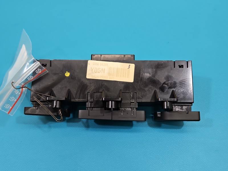 Переключатель кнопка Hyundai Ix35 93310-2Y100 — фото детали 8