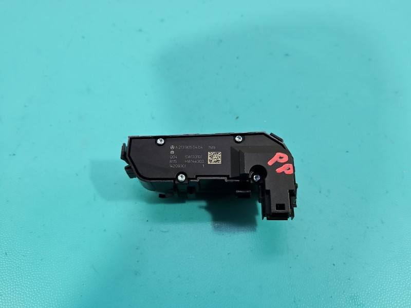 Перемикач кнопка Mercedes E W213 A2139050404 — фото деталі 3