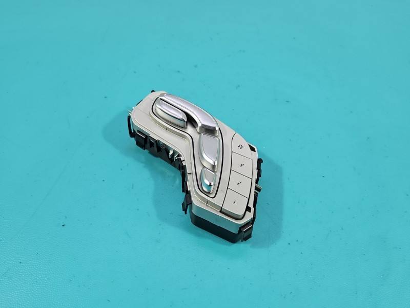 Переключатель кнопка Mercedes E W213 A2139050004 — фото детали 3