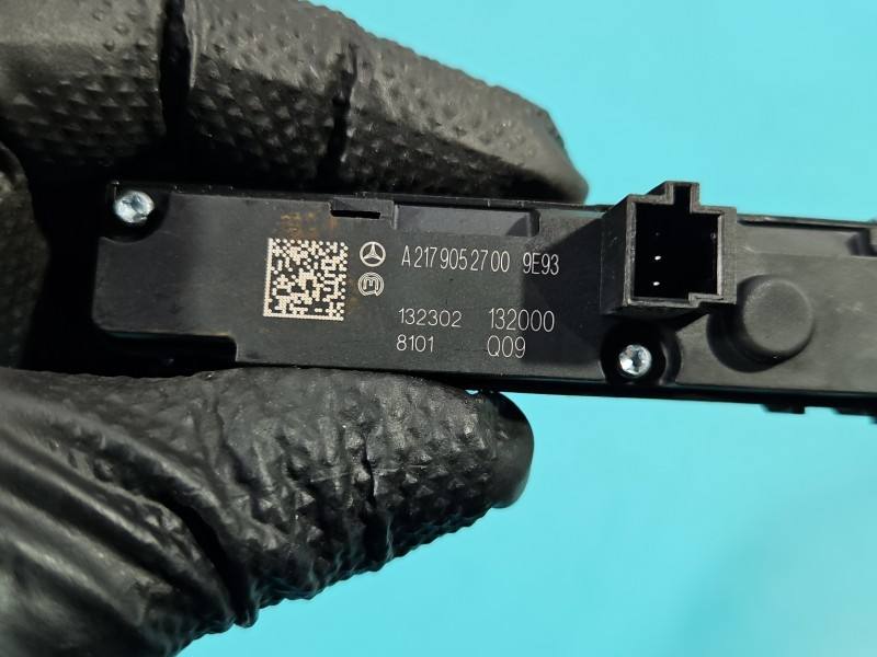 Переключатель кнопка Mercedes E W213 A2179052700 — фото детали 5