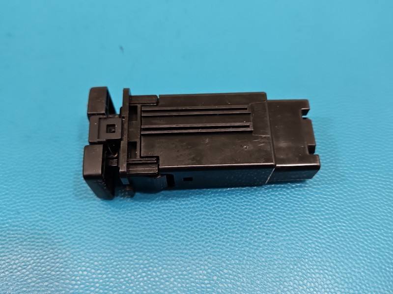 Перемикач кнопка Toyota Corolla E15 15B088 — фото деталі 5