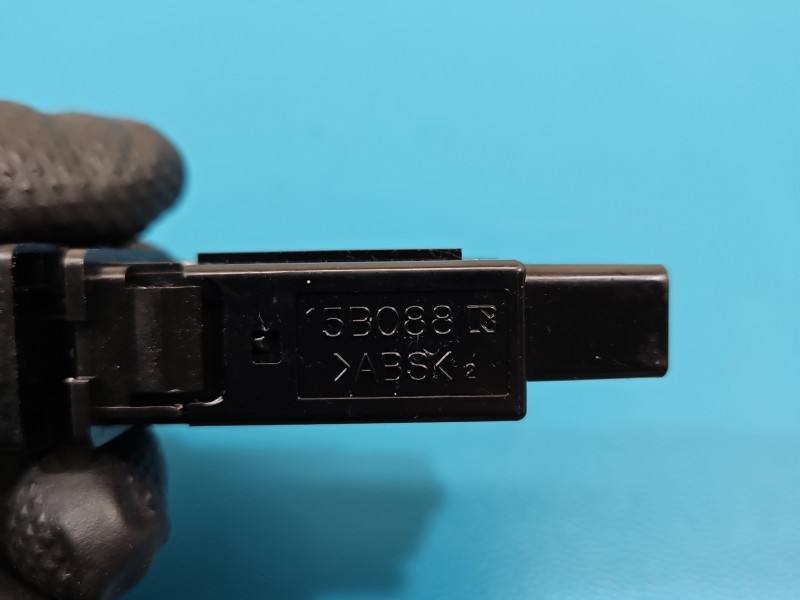 Перемикач кнопка Toyota Corolla E15 15B088 — фото деталі 6