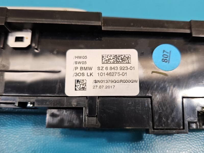 Перемикач кнопка BMW 5 G30 6843923 — фото деталі 6
