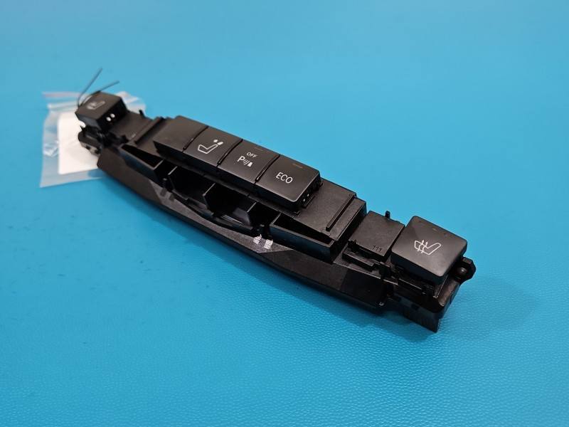 Перемикач кнопка Mercedes E W212 A2128209710