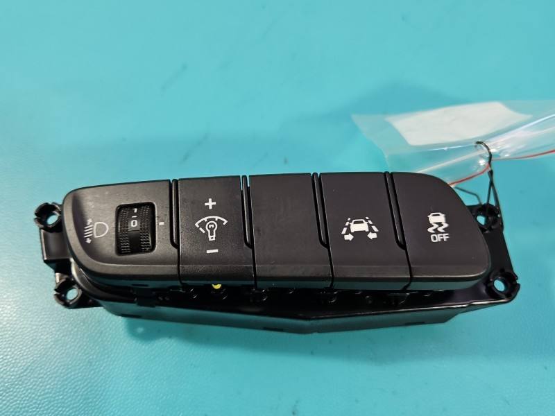 Переключатель кнопка Hyundai I30 93701-G4190 — фото детали 2