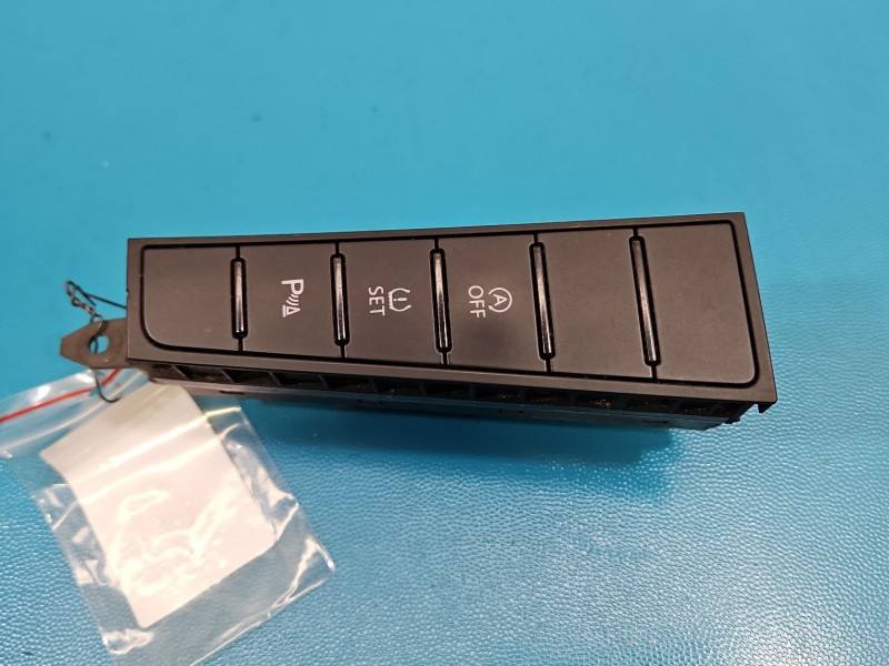 Перемикач кнопка Volkswagen Passat B7 3AB927238R — фото деталі 2