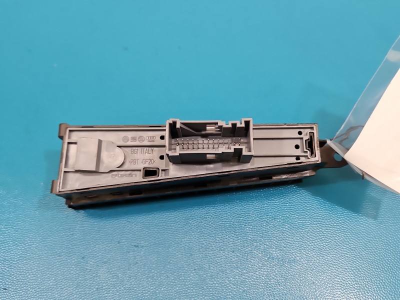 Перемикач кнопка Volkswagen Passat B7 3AB927238R — фото деталі 4