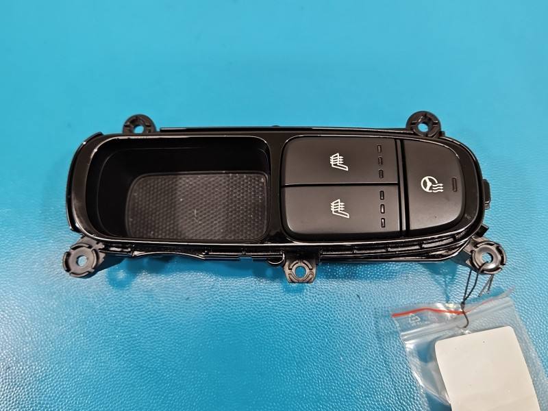 Перемикач кнопка Kia Niro 93310G5010 — фото деталі 3