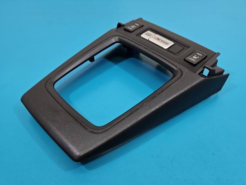 Переключатель кнопка Subaru Forester 92121SG420