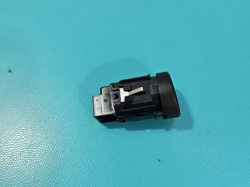 Перемикач кнопка Skoda Octavia 4 3V0905217B — фото деталі 3