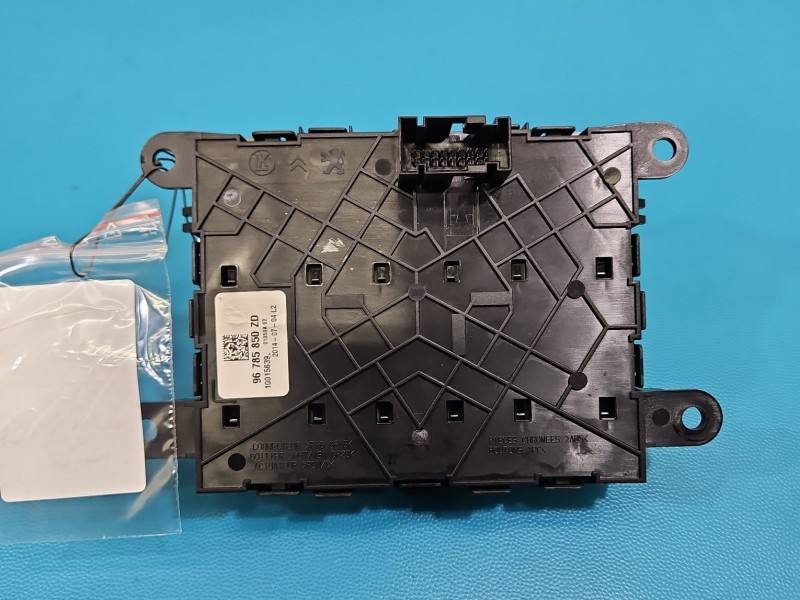 Перемикач кнопка Citroen DS5 96785850ZD — фото деталі 6
