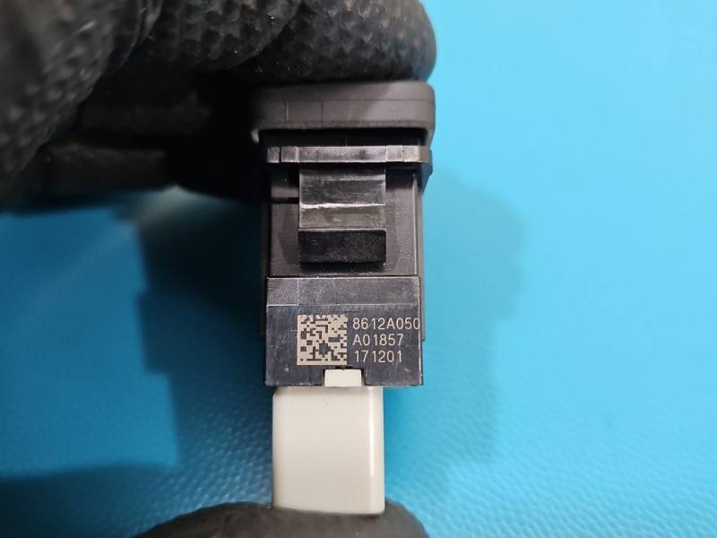 Переключатель кнопка Mitsubishi Eclipse 8612A050 — фото детали 7