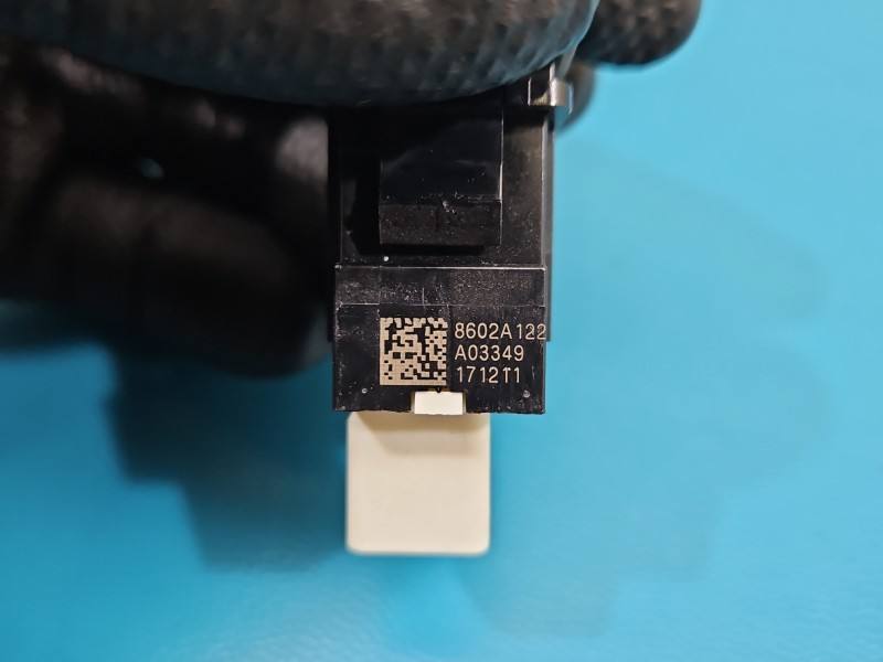 Переключатель кнопка Mitsubishi Eclipse 8602A122 — фото детали 8