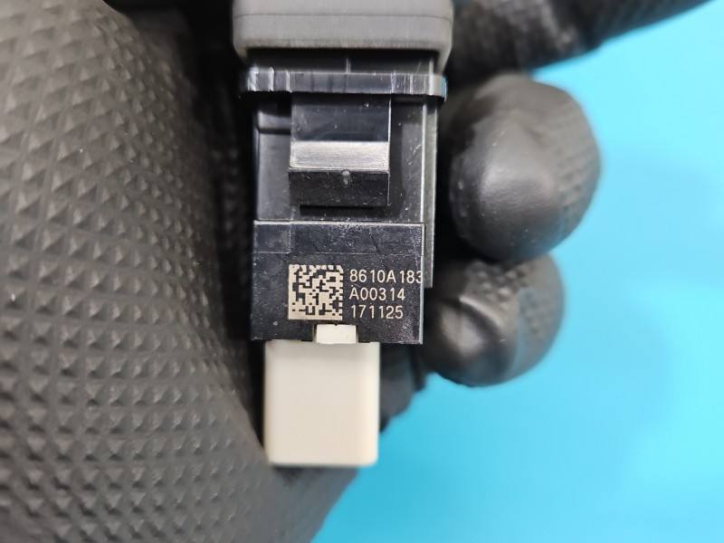 Перемикач кнопка Mitsubishi Eclipse 8610A183 — фото деталі 7