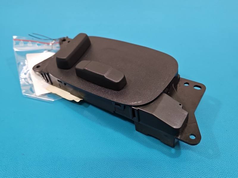 Переключатель кнопка Jaguar F Pace GX73-14B566-BA