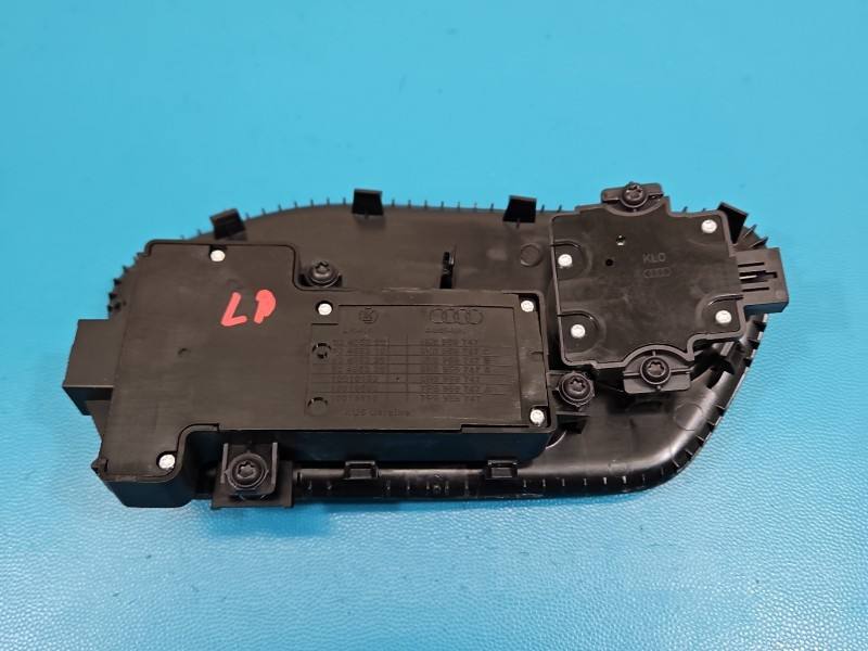 Перемикач кнопка Audi A8 D4 8K0959747 — фото деталі 4