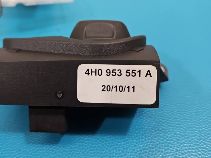 Перемикач кнопка Audi A8 D4 4H0953551A — фото деталі 6