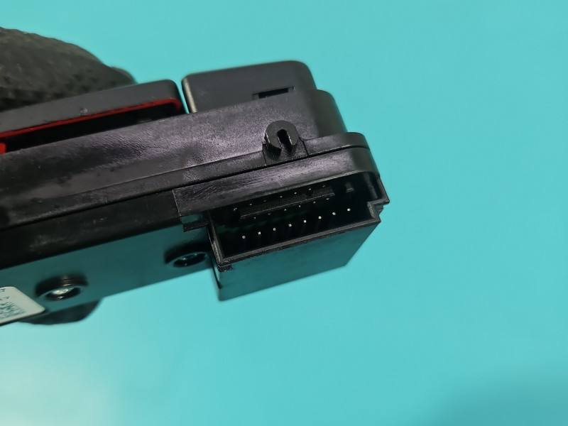 Перемикач кнопка Mercedes GL X166 A1728208610 — фото деталі 6