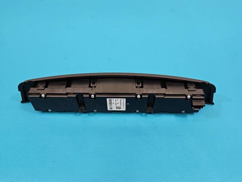 Перемикач кнопка Mercedes GL X166 A1668206410 — фото деталі 7