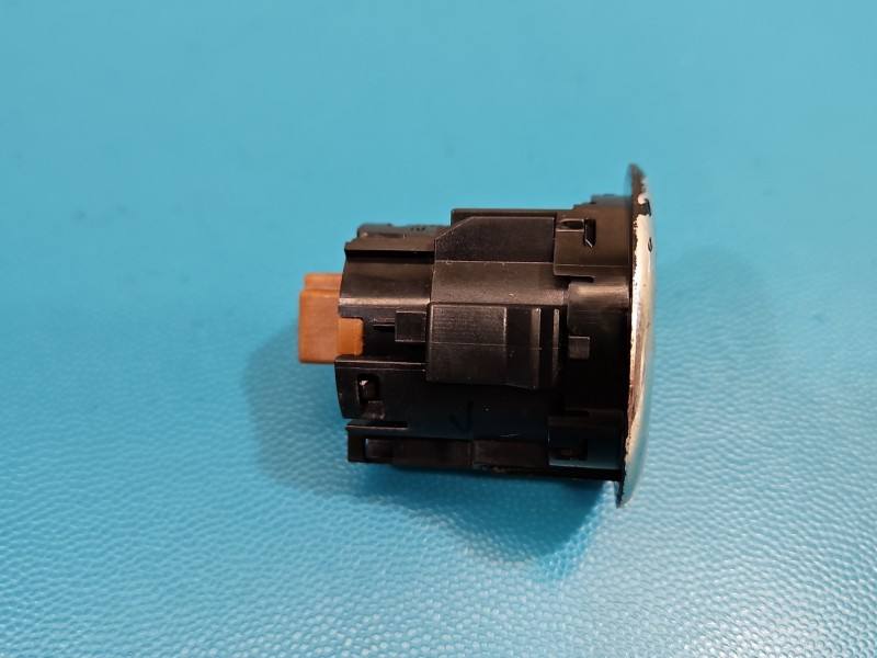 Перемикач кнопка Nissan X-trail 28590-3JA0A — фото деталі 7