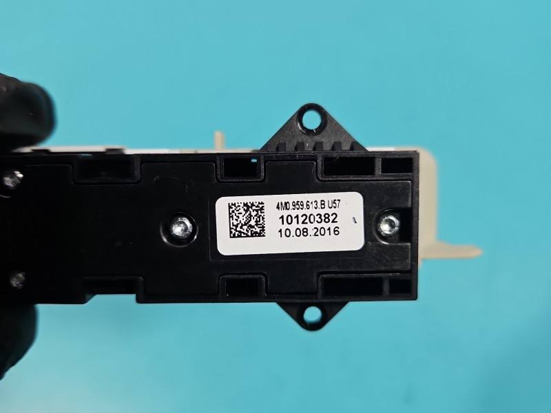 Переключатель кнопка Audi Q7 4M0959613B — фото детали 5
