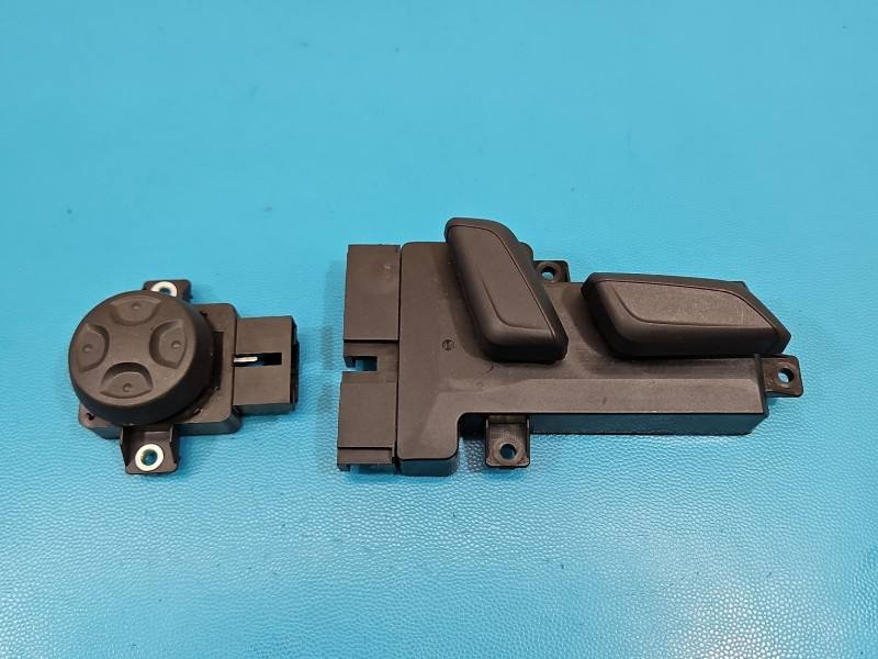Переключатель кнопка Audi Q7 8W0959748B — фото детали 2