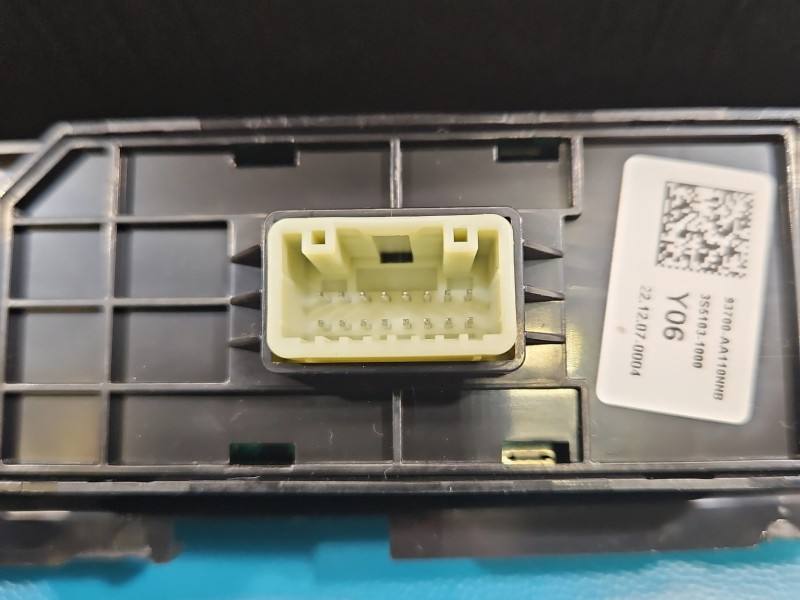 Переключатель кнопка Hyundai Elantra 93700-AA110 — фото детали 6